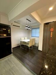 Blk 336 Jurong East Avenue 1 (Jurong East), HDB Executive #587545871